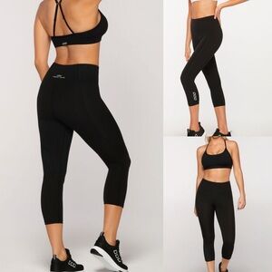 Lorna Jane crop leggings